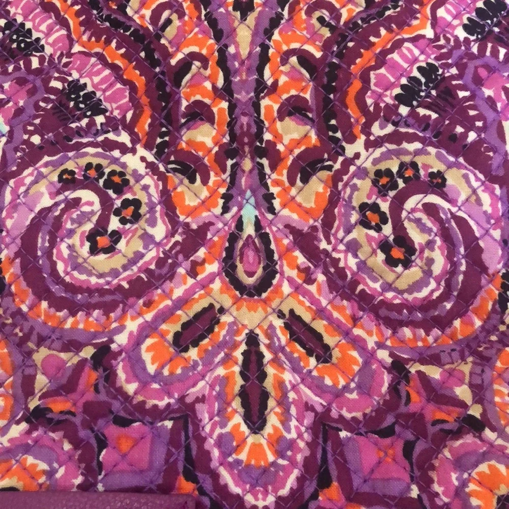 VERA BRADLEY Crossbody Hipster Purple/ Orange Paisley Bag/ Purse - Picture 6 of 13